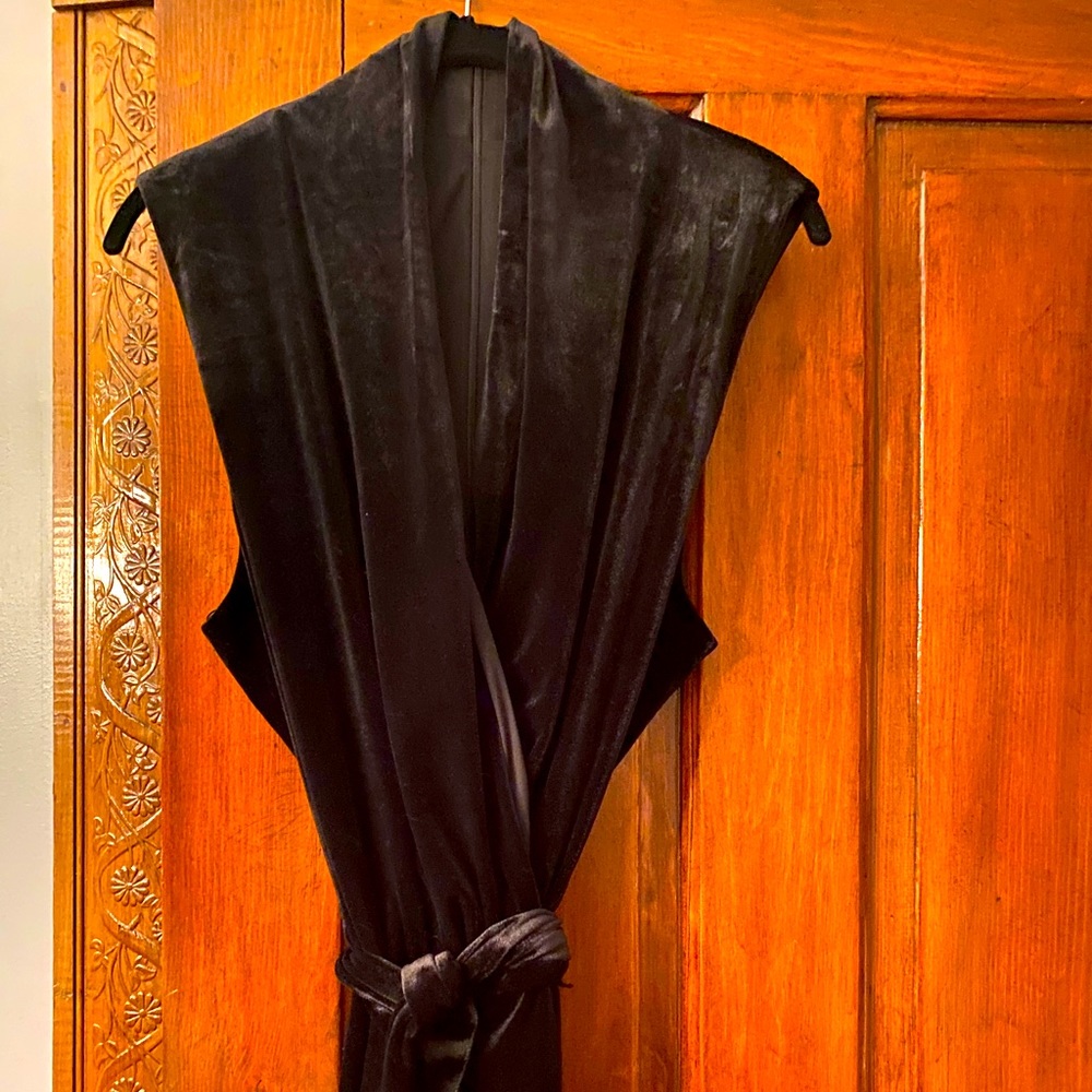 Simply Vera Black Velvet Jumpsuit